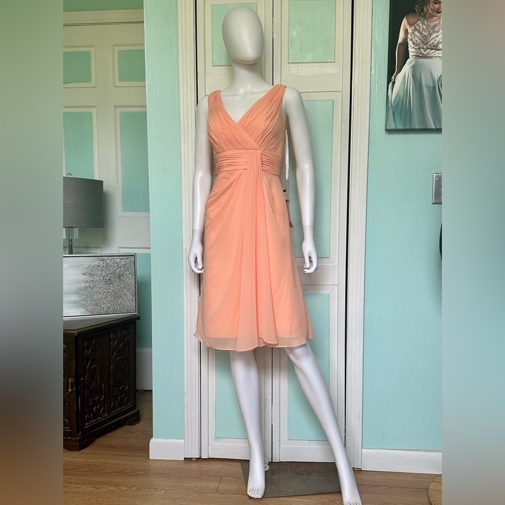 Size 6 Short Cocktail Peach Sherbet Bridesmaid Mother of Bride Groom Prom Dress